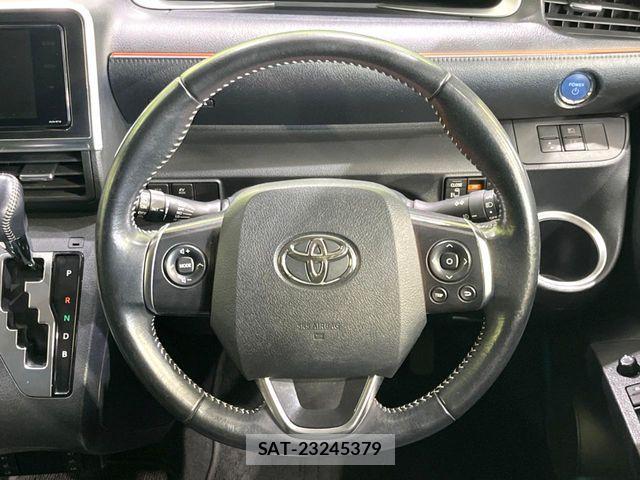 Toyota SIENTA 2017-07 7225060-11