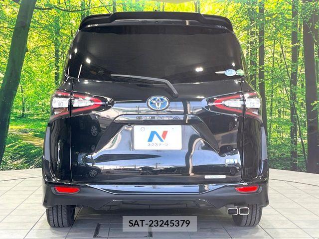 Toyota SIENTA 2017-07 7225060-15