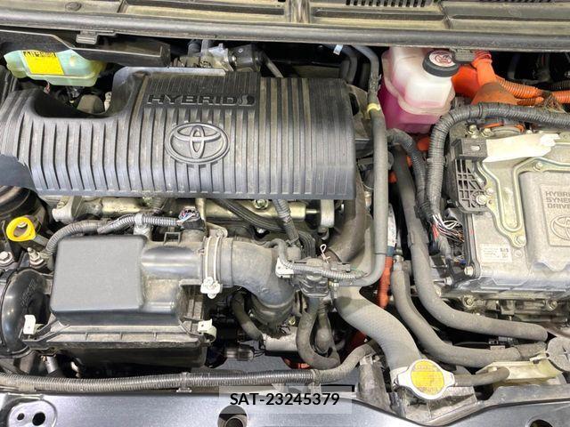 Toyota SIENTA 2017-07 7225060-17