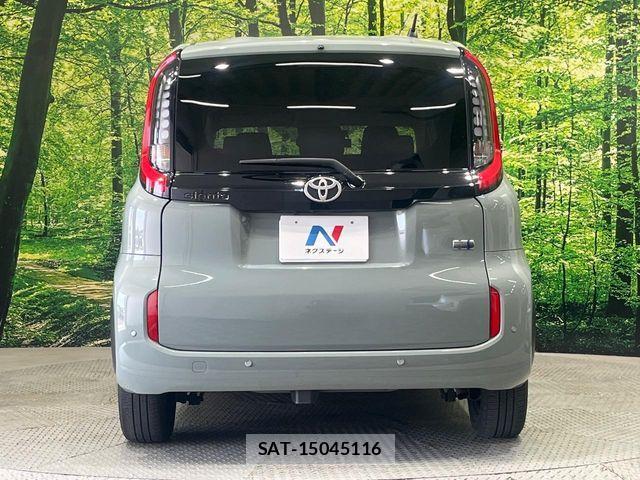 Toyota SIENTA 2022-10 7225085-15
