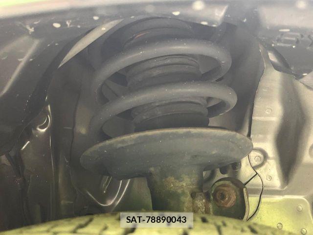 Toyota SIENTA 2015-09 7225025-19