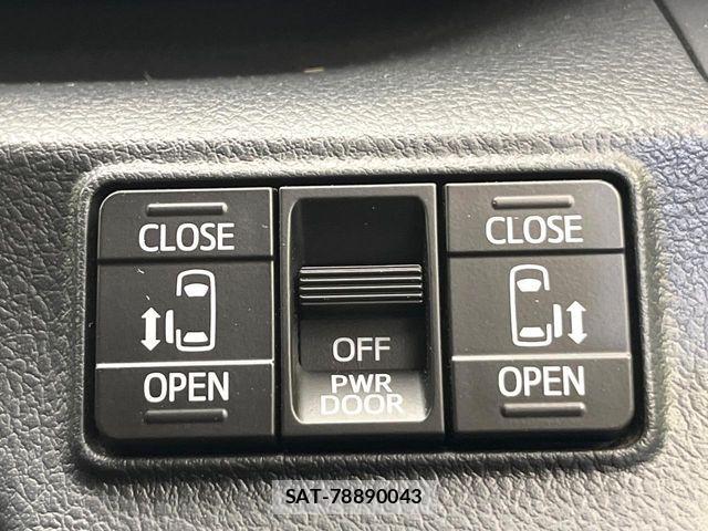 Toyota SIENTA 2015-09 7225025-5