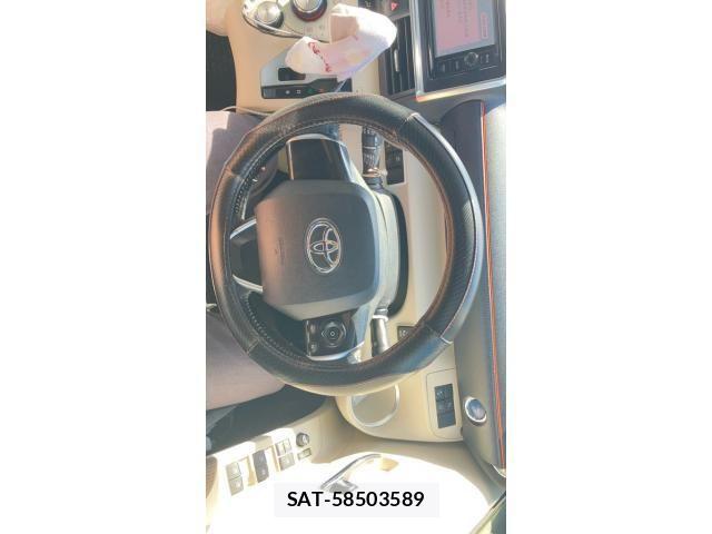 Toyota SIENTA 2015-11 7225039-10