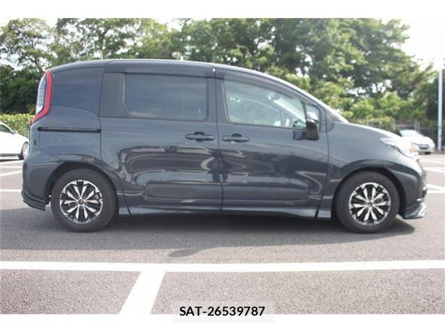 Toyota SIENTA 2022-12 7225087-9