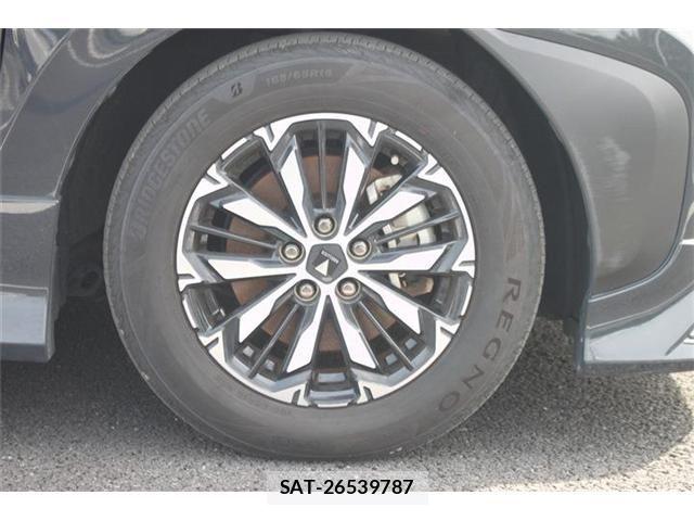Toyota SIENTA 2022-12 7225087-12