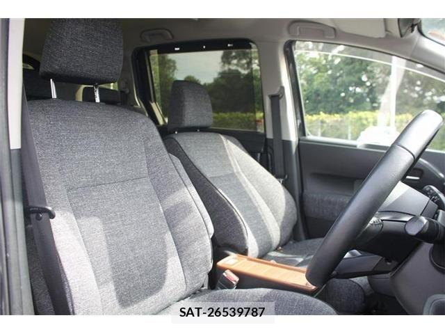 Toyota SIENTA 2022-12 7225087-13