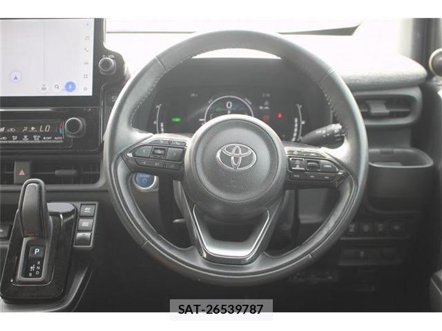Toyota SIENTA 2022-12 7225087-15