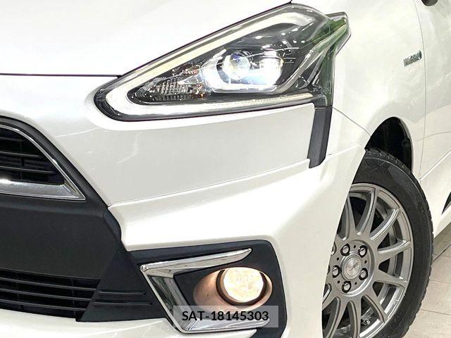 Toyota SIENTA 2018-02 7225068-12