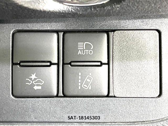 Toyota SIENTA 2018-02 7225068-6