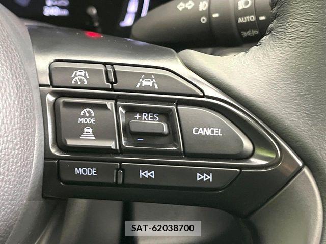 Toyota SIENTA 2023-08 7225095-5