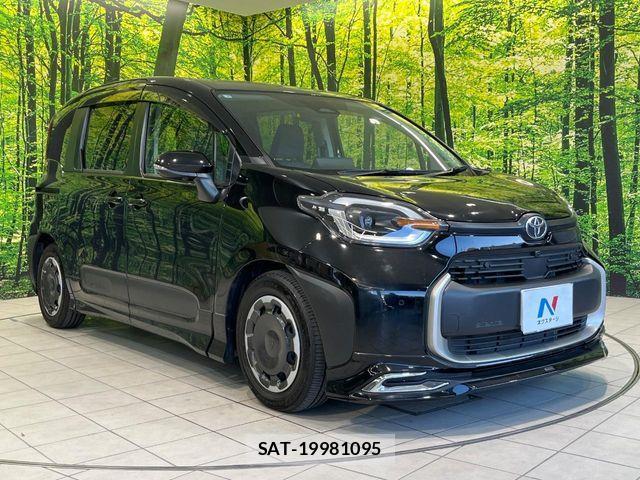 Toyota SIENTA 2023-02 7225089-16