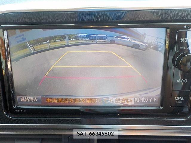 Toyota SIENTA 2015-10 7225037-17