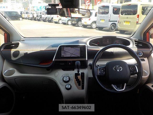 Toyota SIENTA 2015-10 7225037-1