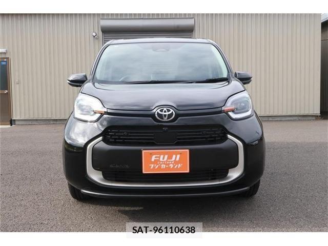 Toyota SIENTA 2024-08 7225121-16