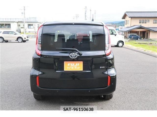 Toyota SIENTA 2024-08 7225121-17