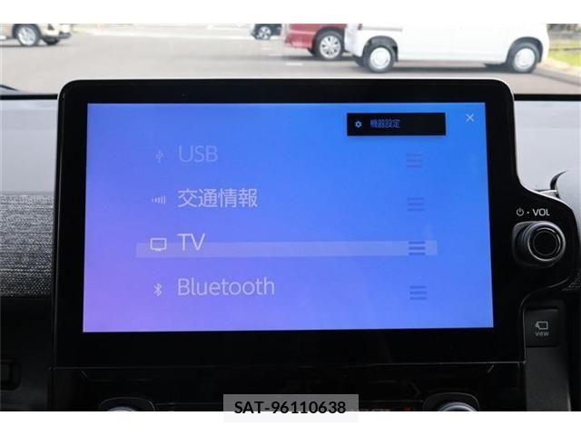 Toyota SIENTA 2024-08 7225121-26