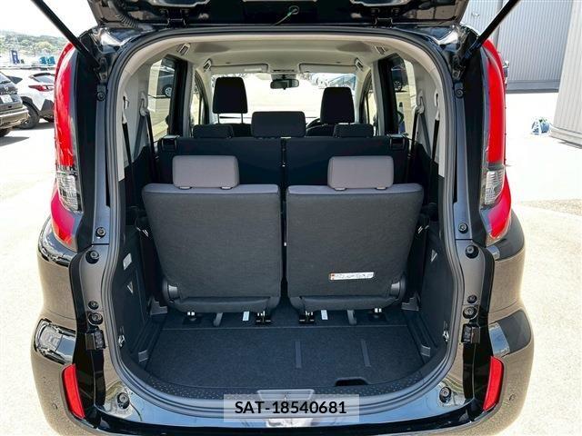 Toyota SIENTA 2024-11 7225129-16