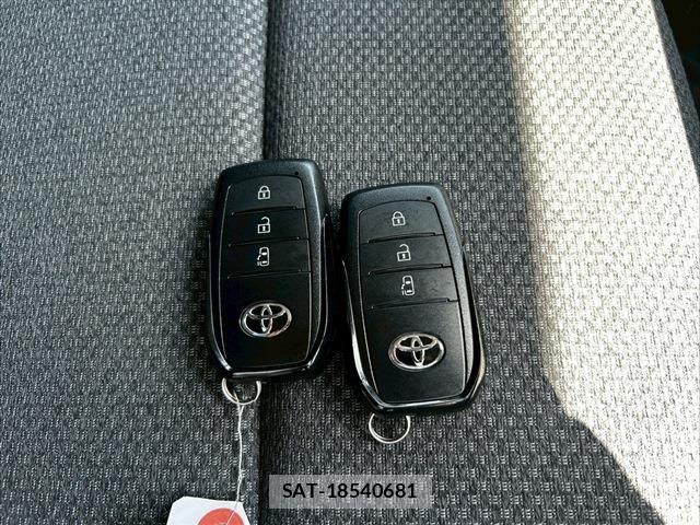 Toyota SIENTA 2024-11 7225129-24