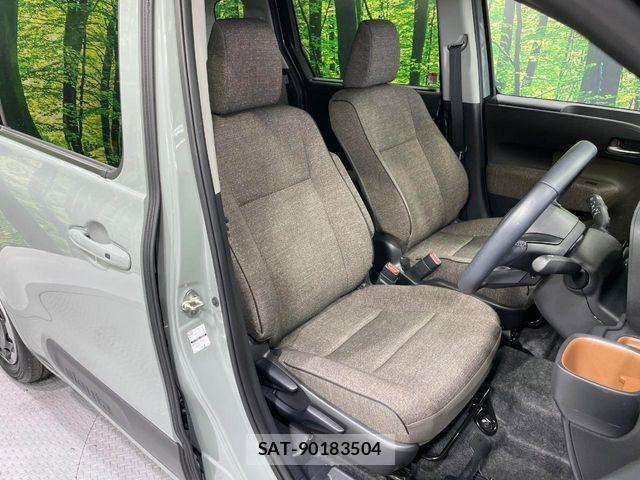 Toyota SIENTA 2023-05 7215630-8
