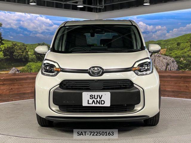 Toyota SIENTA 2023-09 7225104-13