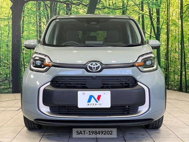 Toyota SIENTA 2023-10 7225105-13