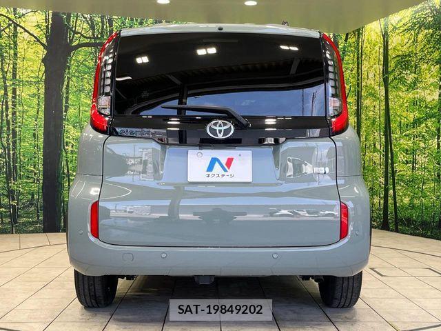 Toyota SIENTA 2023-10 7225105-14