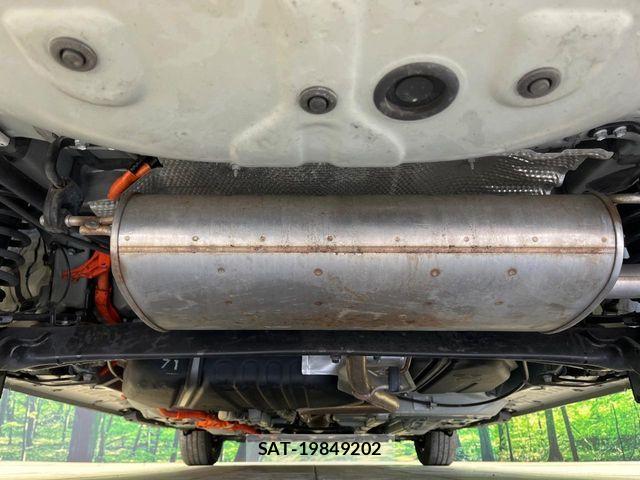 Toyota SIENTA 2023-10 7225105-18