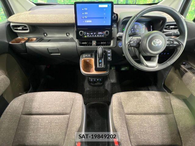 Toyota SIENTA 2023-10 7225105-1