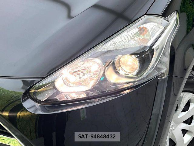 Toyota SIENTA 2015-11 7225038-13