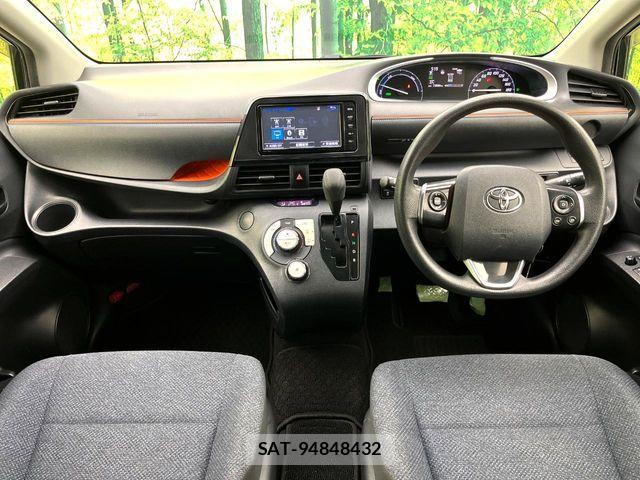 Toyota SIENTA 2015-11 7225038-1