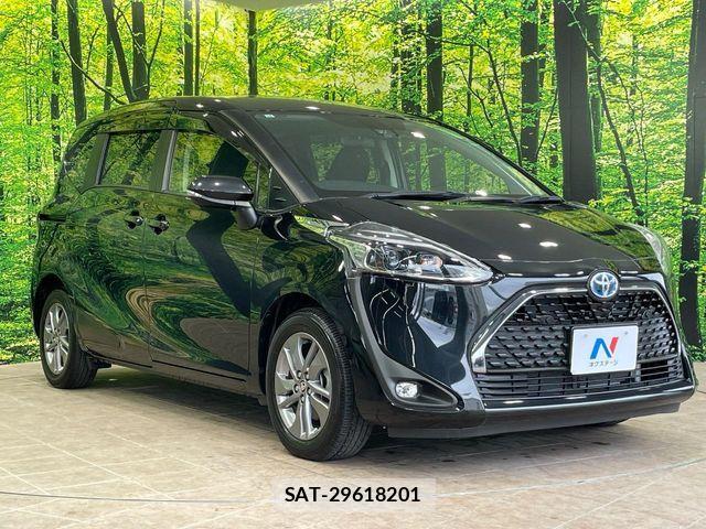 Toyota SIENTA 2021-11 7225082-16