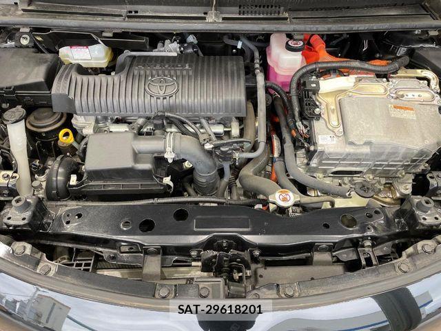 Toyota SIENTA 2021-11 7225082-17