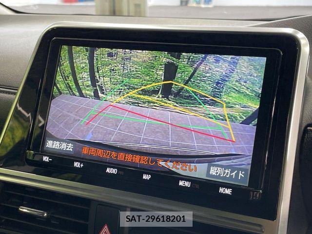 Toyota SIENTA 2021-11 7225082-3