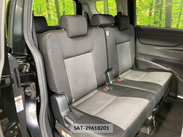 Toyota SIENTA 2021-11 7225082-8