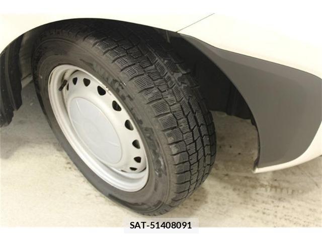 Toyota SIENTA 2023-03 7225094-26