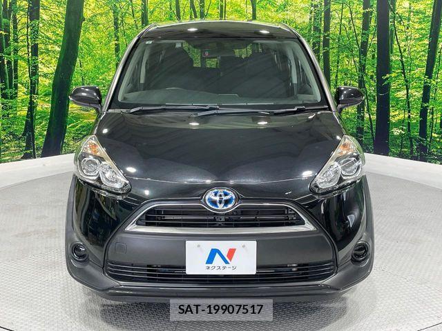 Toyota SIENTA 2017-07 7225061-15