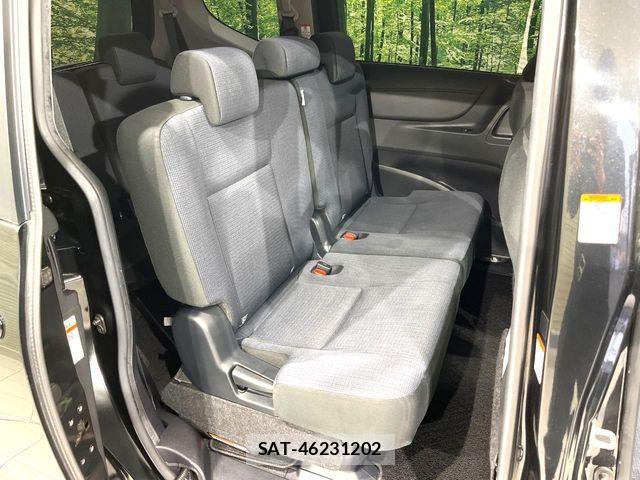Toyota SIENTA 2016-02 7217387-9