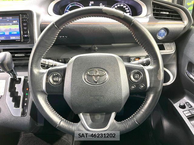 Toyota SIENTA 2016-02 7217387-12