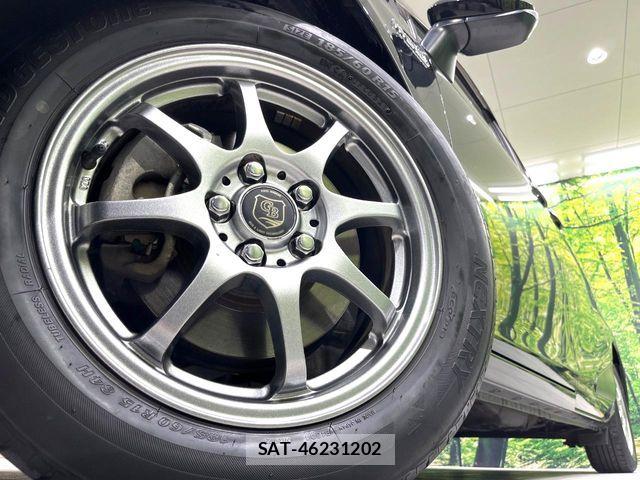 Toyota SIENTA 2016-02 7217387-14