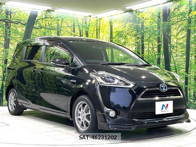 Toyota SIENTA 2016-02 7217387-17