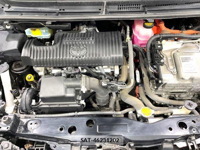 Toyota SIENTA 2016-02 7217387-19