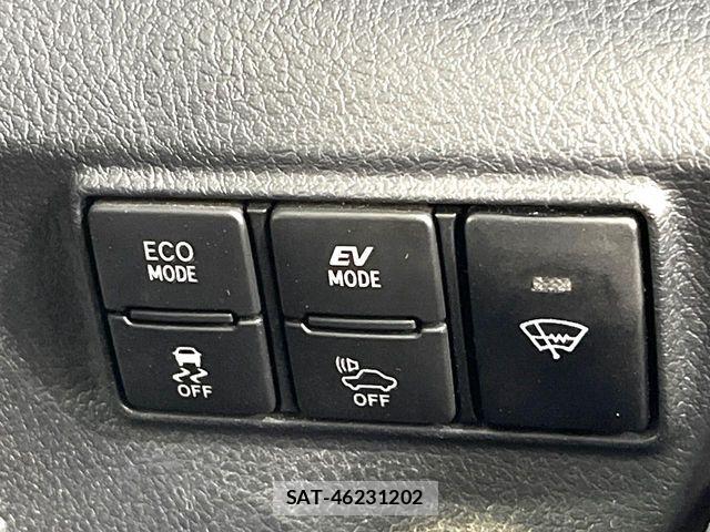 Toyota SIENTA 2016-02 7217387-6