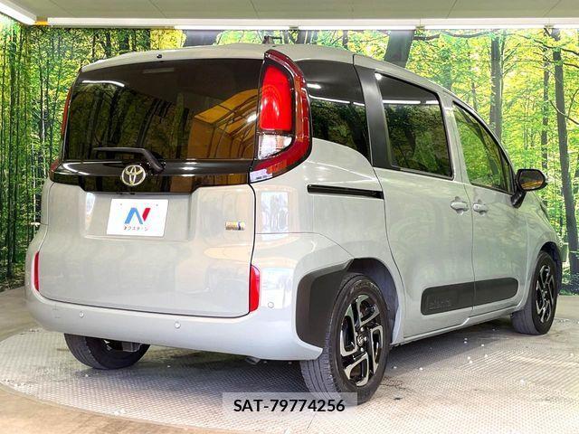 Toyota SIENTA 2023-09 7225102-16