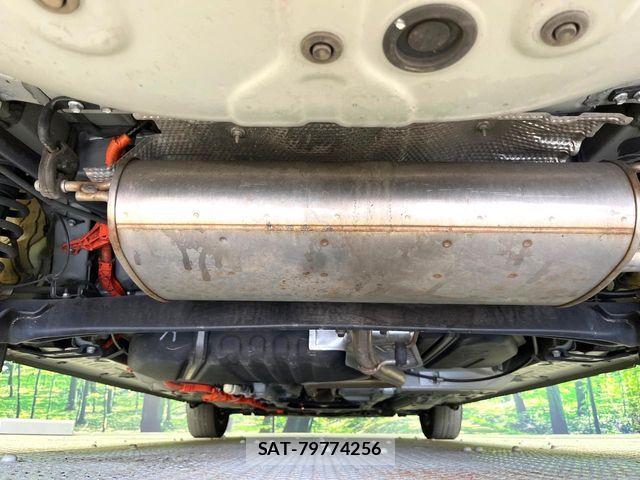 Toyota SIENTA 2023-09 7225102-18