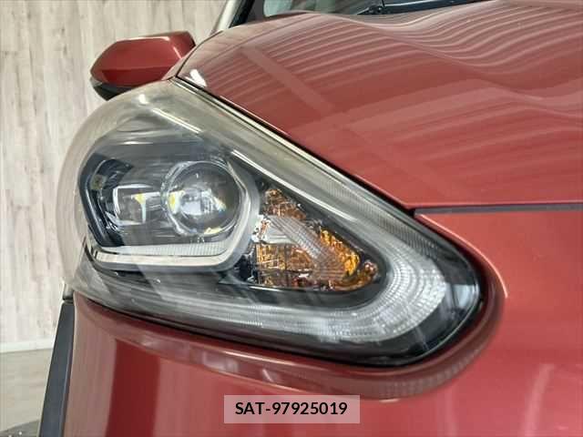 Toyota SIENTA 2015-09 7225034-25