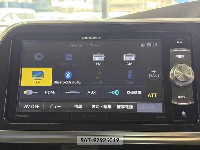 Toyota SIENTA 2015-09 7225034-4