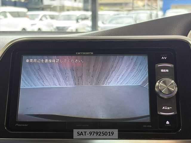 Toyota SIENTA 2015-09 7225034-5