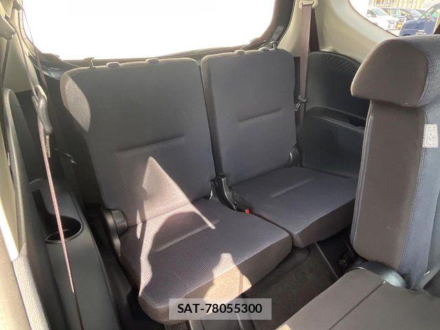 Toyota SIENTA 2015-09 7225032-9