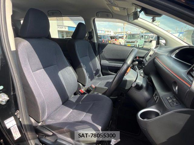 Toyota SIENTA 2015-09 7225032-7