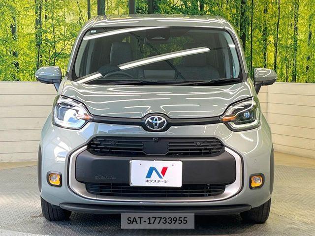 Toyota SIENTA 2024-01 7225113-14